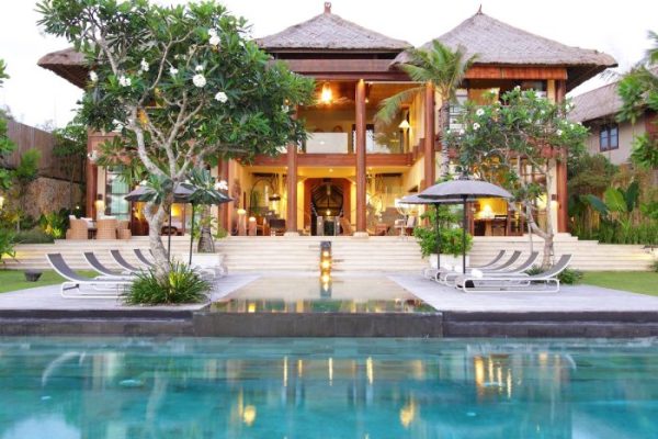 Bali balinese seminyak freehold