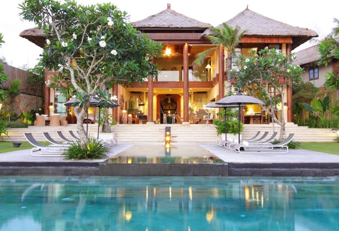 Bali balinese seminyak freehold